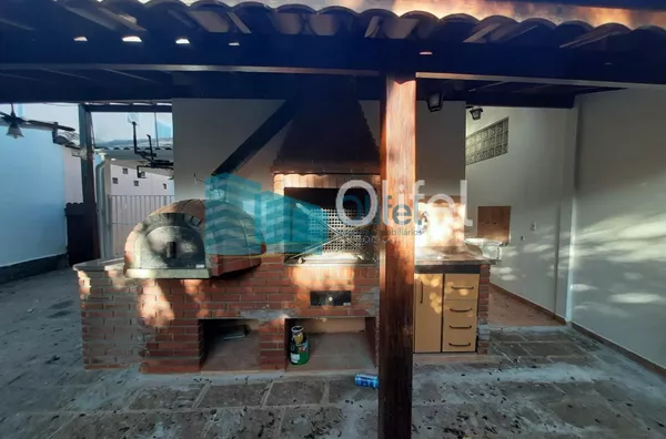 Lindo sobrado moderno, com acabamento fino, em condomínio fechado na cidade de Louveira,  com 3 amplas suítes, sendo a master com closet , ducha dupla,  banheira de imersão e varanda. Amplas  salas de estar, janter e TV, escritório,  terraço coberto, espa - Foto 47