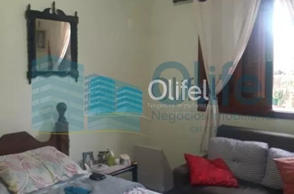 Excelente sobrado na cidade de  Louveira, com 4 dormitórios, sendo 1 suíte master com closet, banheiro social, quartos avarandados, lavabo, ampla sala de estar, jantar e mezanino, escritório, cozinha, copa, lavanderia, despensa, área gourmet com churrasqu - Foto 40