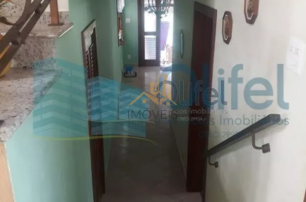 Excelente sobrado na cidade de  Louveira, com 4 dormitórios, sendo 1 suíte master com closet, banheiro social, quartos avarandados, lavabo, ampla sala de estar, jantar e mezanino, escritório, cozinha, copa, lavanderia, despensa, área gourmet com churrasqu - Foto 23