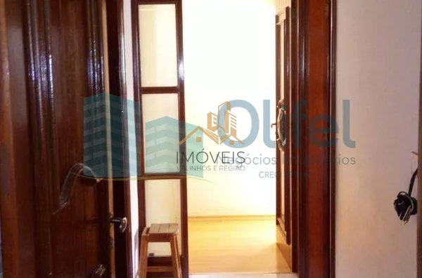 Ótima casa em bairro tradicional na cidade de Louveira. Área mista com 200m de área construída e 250m de área total. Casa com amplas sala de estar e jantar, cozinha planejada, 3 dormitórios, sendo 1 suíte, com closet, jardim de inverno, lavanderia, quarto - Foto 10