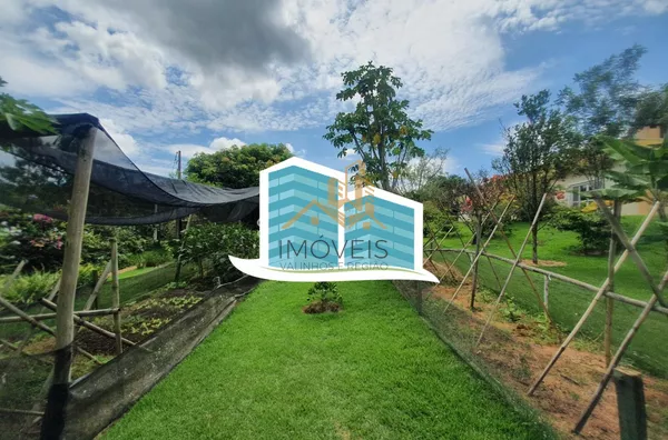 Excelente casa, com ótima metragem em um dos condomínios conhecidos pela sua imensa área verde e beleza, excelente localização na cidade de Vinhedo. A casa foi construída em um terreno praticamente plano, opção ideal para quem busca acessibilidade. A casa - Foto 14