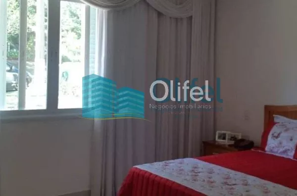 Excelente casa térrea em condomínio fechado com portaria 24hs, segurança com ronda e área de lazer, além de muito verde em suas ruas. Boa localização dentro do condomínio  com  frente para 2 ruas. Casa toda climatizada , sendo 3 suítes, todas com ar condi - Foto 17