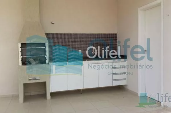 Excelente casa térrea com 3 dormitórios , sendo 1 suíte e 2 dormitórios com suíte americana (banheiro com entrada para dos 2 dormitórios, lavabo, escritório, ampla cozinha com armários, despensa, lavanderia, quintal com churrasqueira com armário e pia, ba - Foto 23