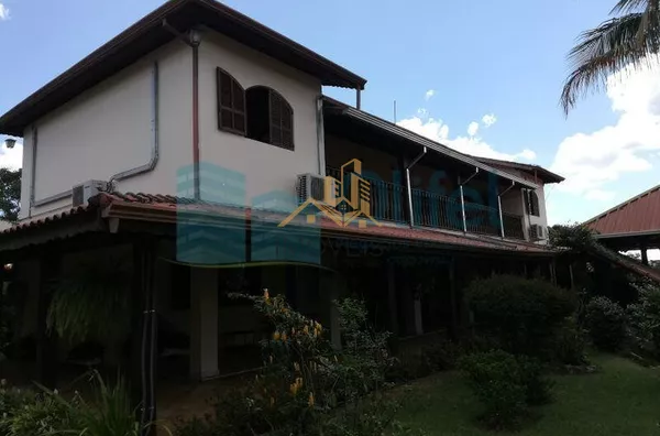 Explore esta esplêndida chácara localizada no bairro Monterrey, na cidade de Louveira, que se estende por um generoso terreno de 15.000m² - Foto 3