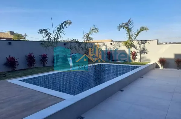 Excelente sobrado, novo, dentro de um dos mais conceituados condomínios da cidade de Campinas. Feita no conceito contemporâneo, aberto e com excelente iluminação natural e privacidade! São 3 suítes, sendo 1 suíte master, e 1 escritório que pode ser revert - Foto 22