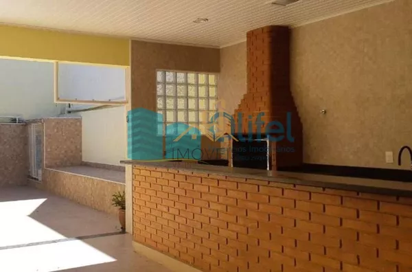 Excelente casa térrea em condomínio fechado na cidade de Louveira, com  3 suítes sendo 1 master com closet, sala de jantar, sala de estar , sala de TV, escritório, cozinha com armários , área de serviço com banheiro, churrasqueira e garagem  coberta para - Foto 24