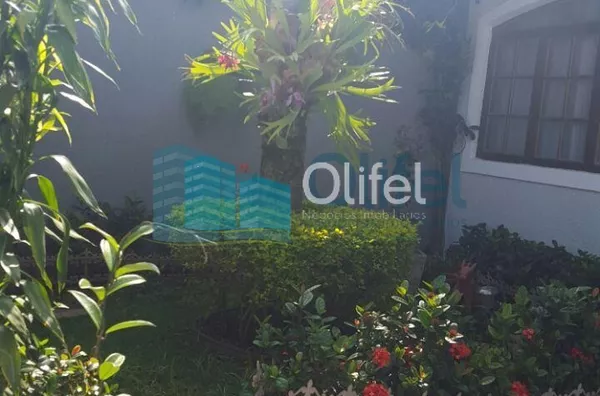 Ótima casa em bairro tranquilo na cidade de Louveira com 3 dormitórios sendo 1 suíte, sala 2 ambientes, cozinha americana com armários, edícula com churrasqueira gourmet e banheiro, quintal e garagem para 4 carros. - Foto 22