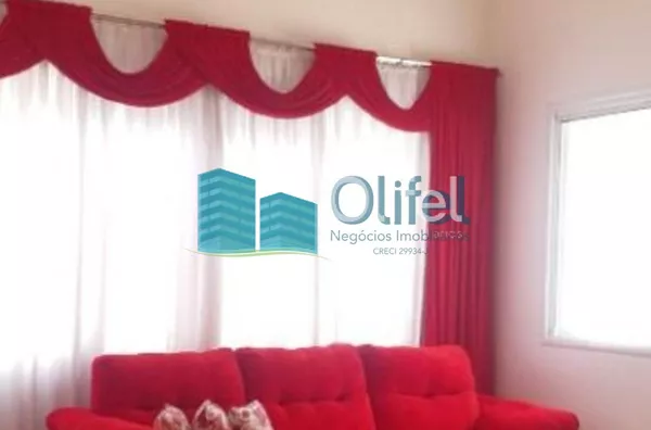 Excelente casa térrea em condomínio fechado com portaria 24hs, segurança com ronda e área de lazer, além de muito verde em suas ruas. Boa localização dentro do condomínio  com  frente para 2 ruas. Casa toda climatizada , sendo 3 suítes, todas com ar condi - Foto 24