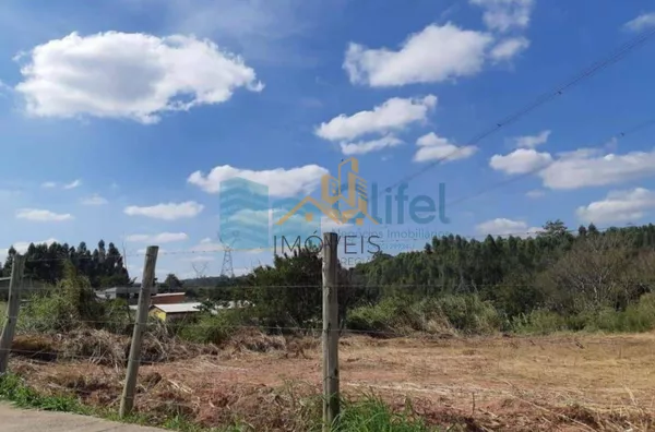 Excelente  área no centro da cidade de  Louveira, na avenida principal próximo a comércios .Com 72 mtrs de frente.  Agende sua visita com um de nossos corretores - Foto 2