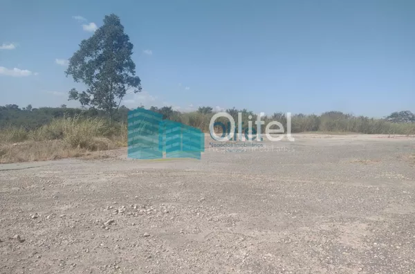 Excelente área  comercial com 20.000m² na cidade de Louveira. Boa localização com fácil acesso as principais vias de acesso.  Vale a pena conferir!! - Foto 7