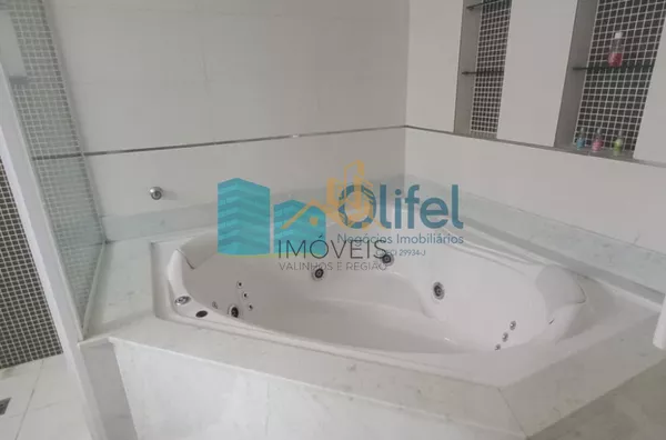 Para você que busca em apenas um lugar, qualidade de vida, conforto, espaço, excelente localização, seja para morar ou passar finais de semana com a família e amigos, apresento esta chácara localizada em um local apenas de chácaras, próximo ao centro da c - Foto 20