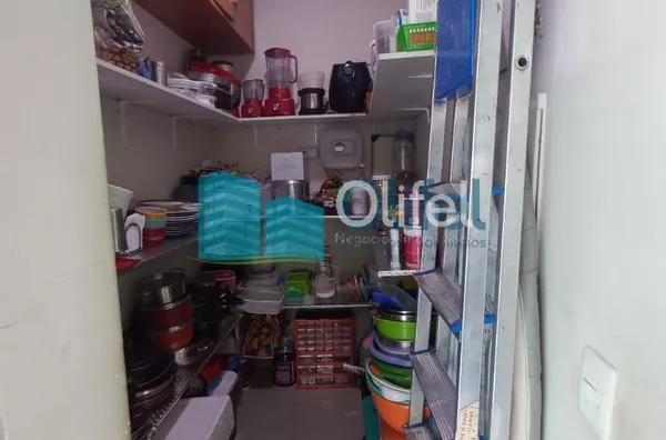 Excelente sobrado em condomínio fechado na cidade de Louveira. Ótimo acabamento, espaços amplos e confortáveis, ampla área gourmet com piscina.  Imóvel apto para financiamento.   Agende sua Visita - Foto 19