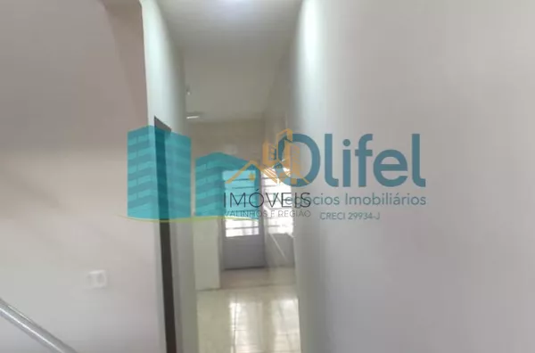 Casa assobradada com 03 dormitórios, sala de estar e jantar, cozinha ampla com armários planejados, 02 banheiros, garagem coberta para 02 veículos, lavanderia, quintal, canil,bairro aberto,  acesso rápido para a Rod. Anhanguera, apto para contratação de f - Foto 22