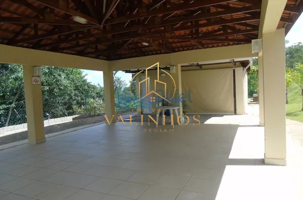 Apartamento novo, em um dos melhores bairros da cidade de Campinas,  com armários planejados, 3 quartos, sala com sacada, cozinha, área de serviço, 1 vaga descoberta. Lazer no condomínio com salão de festas e churrasqueira, playground, quadra e portaria 2