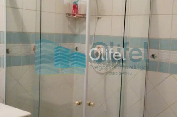 Ótima casa em bairro tradicional na cidade de Louveira. Área mista com 200m de área construída e 250m de área total. Casa com amplas sala de estar e jantar, cozinha planejada, 3 dormitórios, sendo 1 suíte, com closet, jardim de inverno, lavanderia, quarto - Foto 5