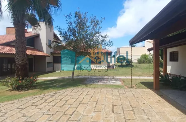 Para você que  busca uma excelente casa, assobradada, ensolarada, com ventilação natural, rua arborizada, condomínio com total segurança, acesso com identificação facial, portaria 24hs, área de lazer em uma cidade como Louveira, com estrutura, porém, mant - Foto 24
