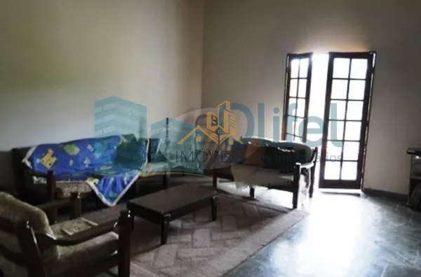 Linda casa em condomínio fechado na cidade de  Vinhedo, 698 m² área construída, 1450,00 m² de terreno, 5 dormitórios sendo 2 suítes, living 4 ambientes, 4 banheiros, 6 vagas de garagem cobertas, piscina, local com muito verde e tranquilidade.  Venha morar - Foto 5