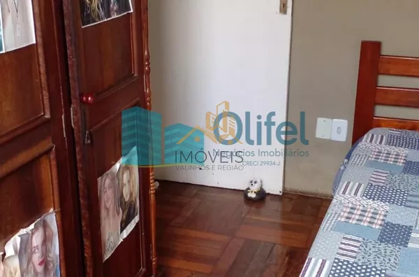Excelente casa de esquina para comércio ou residência localizada na cidade de Jundiai em um bairro misto, próximo ao centro da cidade.  Imóvel conta com 2 dormitórios, sala, ampla cozinha com armários, lavanderia, banheiro. na parte superior um espaço cob - Foto 21