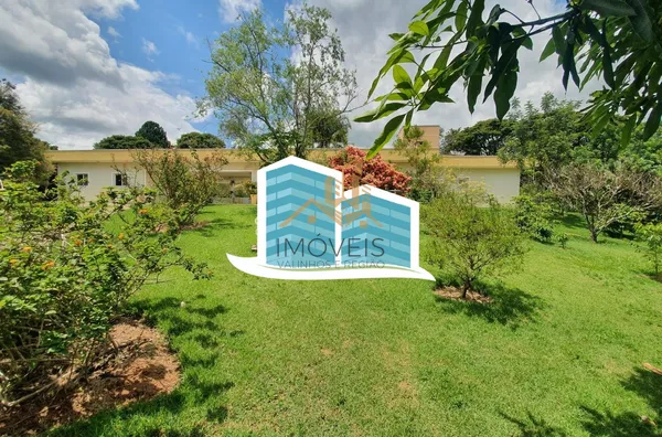 Excelente casa, com ótima metragem em um dos condomínios conhecidos pela sua imensa área verde e beleza, excelente localização na cidade de Vinhedo. A casa foi construída em um terreno praticamente plano, opção ideal para quem busca acessibilidade. A casa - Foto 16
