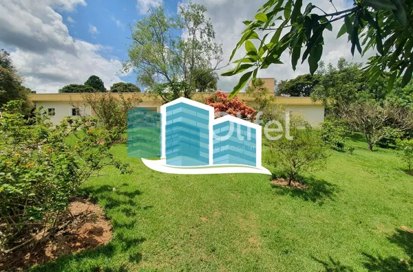 Excelente casa, com ótima metragem em um dos condomínios conhecidos pela sua imensa área verde e beleza, excelente localização na cidade de Vinhedo. A casa foi construída em um terreno praticamente plano, opção ideal para quem busca acessibilidade. A casa - Foto 16