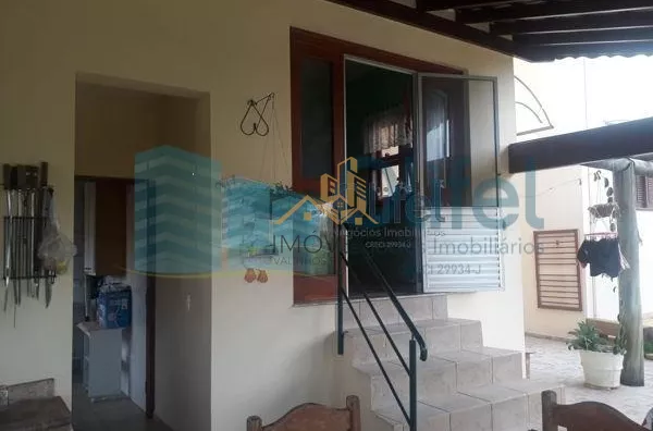 Excelente sobrado na cidade de  Louveira, com 4 dormitórios, sendo 1 suíte master com closet, banheiro social, quartos avarandados, lavabo, ampla sala de estar, jantar e mezanino, escritório, cozinha, copa, lavanderia, despensa, área gourmet com churrasqu - Foto 6