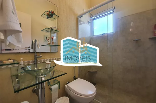 Excelente casa, com ótima metragem em um dos condomínios conhecidos pela sua imensa área verde e beleza, excelente localização na cidade de Vinhedo. A casa foi construída em um terreno praticamente plano, opção ideal para quem busca acessibilidade. A casa - Foto 37