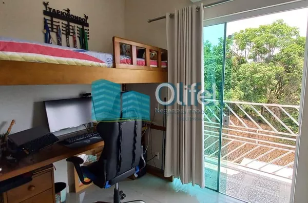 Excelente sobrado em condomínio fechado na cidade de Louveira. Ótimo acabamento, espaços amplos e confortáveis, ampla área gourmet com piscina.  Imóvel apto para financiamento.   Agende sua Visita - Foto 15