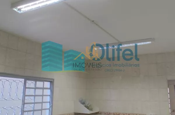 Casa assobradada com 03 dormitórios, sala de estar e jantar, cozinha ampla com armários planejados, 02 banheiros, garagem coberta para 02 veículos, lavanderia, quintal, canil,bairro aberto,  acesso rápido para a Rod. Anhanguera, apto para contratação de f - Foto 5