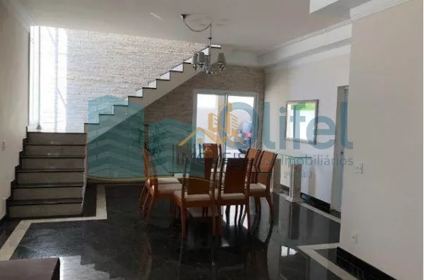 Sobrado em condomínio na cidade de Louveira,  com 3 dormitórios, 2 suítes, sendo 1 master com closet, escritório, sala 3 ambientes, home theater, ampla cozinha rica em armários, despensa, lavanderia, área gourmet com varanda, piscina aquecida, todo piso e - Foto 18