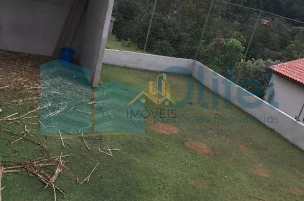 Linda chácara na cidade de Louveira com 3 suítes, ampla sala para2 ambientes, piscina, área gourmet com churrasqueira, forno de pizza, vestiário masculino e feminino com banheiros, pomar, quiosque, cocheira, vaga de garagem para até 10 carros. Excelente l - Foto 7
