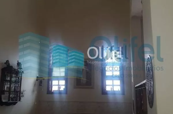 Excelente sobrado na cidade de  Louveira, com 4 dormitórios, sendo 1 suíte master com closet, banheiro social, quartos avarandados, lavabo, ampla sala de estar, jantar e mezanino, escritório, cozinha, copa, lavanderia, despensa, área gourmet com churrasqu - Foto 15