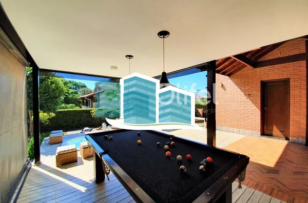 Maravilhosa casa a venda em condomínio na cidade de valinhos. com detalhes rústicos e da arquitetura inglesa. Aquela casa com cara de casa, a arquitetura diferenciada parece nos abraçar entre seus grandes vãos, vigas de madeira e concreto, arcos e piso ce - Foto 19