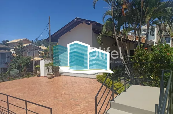 Casa térrea  em condomínio na cidade de Valinhos, contendo apenas escada para  acesso à casa. Localizada  região do Paiquerê, próximo ao Colégio Porto Seguro, Shopping Valinhos. Imóvel  com 3 dormitórios, sendo 1 suíte, todos com armários e ar condicionad - Foto 23