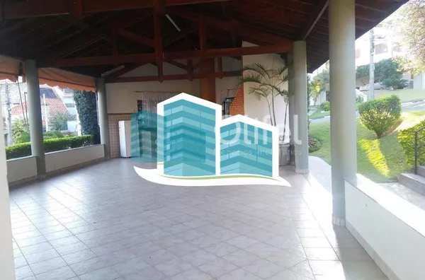 Casa térrea  em condomínio na cidade de Valinhos, contendo apenas escada para  acesso à casa. Localizada  região do Paiquerê, próximo ao Colégio Porto Seguro, Shopping Valinhos. Imóvel  com 3 dormitórios, sendo 1 suíte, todos com armários e ar condicionad - Foto 15