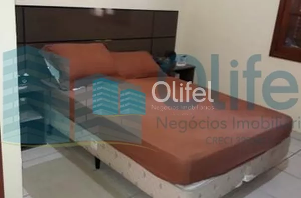 Linda chácara á venda na cidade de  Louveira, sendo três dormitórios, sendo 1 suíte, 1 banheiro social, cozinha, despensa, lavanderia, sala de estar e jantar,  sala de televisão e escritório. Na parte debaixo possui um porão totalmente habitável com 1 qua - Foto 7