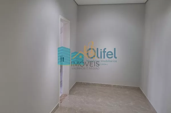 Excelente casa térrea,  novíssima,  em um dos condomínios mais procurados da cidade de Louveira com acabamento de primeira linha, telhado com telhas sanduiche que garantem conforto térmico da casa, proporcionando enorme conforto para sua família.  São 3 a - Foto 53
