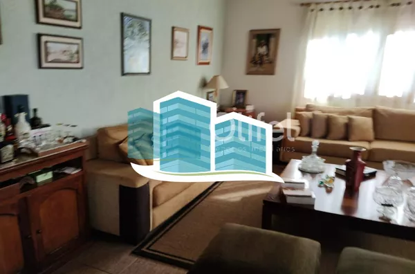 Linda casa no Condomínio Vale do Santa Fé, na cidade de Vinhedo, com excelente terreno, 2520m², 450m2 de construção, com muito verde, vista espetacular das varandas e dos quartos. Muito arejada e aconchegante, com 4 confortáveis suítes, 1 closet, amplo li - Foto 31