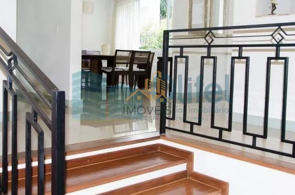 Casa residencial à venda, condomínio Estância Marambaia, Vinhedo. Maravilhosa casa, implantada em 4 lotes unificados que são passíveis de desmembramento, recentemente reformada, possui sala de estar com varanda e lago de carpas, sala de jantar, home theat - Foto 54