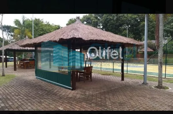 Casa à venda no Condomínio Jardim Botânico em Sousas. Com uma vista espetacular, ambientes espaçosos reformados e modernos. Construção sólida com 5 excelentes suítes.  Casa toda pensada em mobilidade e com elevador. Uma casa diferenciada e com vista magní - Foto 5