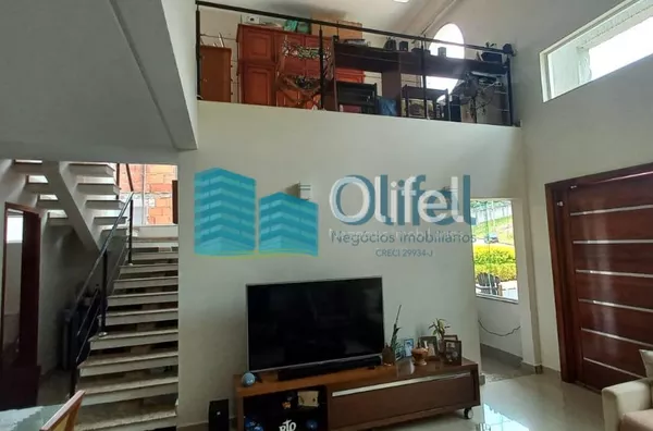 Excelente sobrado em condomínio fechado na cidade de Louveira. Ótimo acabamento, espaços amplos e confortáveis, ampla área gourmet com piscina.  Imóvel apto para financiamento.   Agende sua Visita - Foto 4