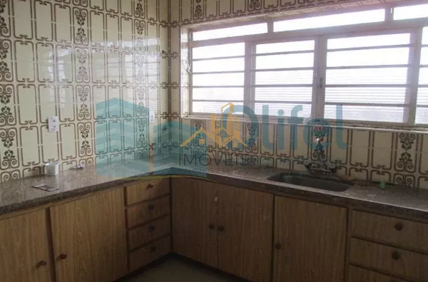 Oportunidade Única no Coração da Cidade! Residencial ou Comercial – A Escolha é Sua! - Foto 8