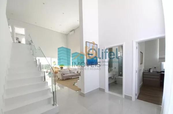 Lindo sobrado com excelente acabamento no  condomínio  Santa Isabel na cidade de Louveira com bastante verde, ideal para quem busca tranquilidade para a família e os amigos.  A casa conta com 3 suítes, sala ampla com pé direito duplo, cozinha rica em armá - Foto 18