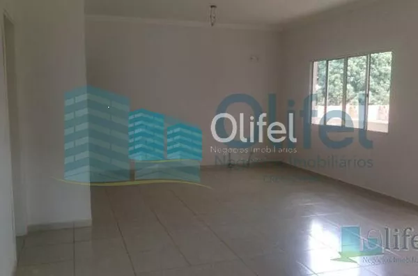 Excelente casa térrea com 3 dormitórios , sendo 1 suíte e 2 dormitórios com suíte americana (banheiro com entrada para dos 2 dormitórios, lavabo, escritório, ampla cozinha com armários, despensa, lavanderia, quintal com churrasqueira com armário e pia, ba - Foto 3