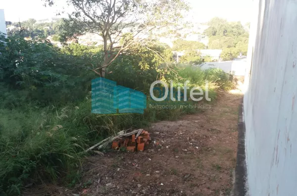 Terreno com 300 m² e ótima localização, bem no centro da cidade de Louveira, bairro super valorizado, acesso rápido para instituições bancárias, academias, estéticas, dentistas, supermercados, farmácias, ponto de ônibus, padarias, restaurantes, clube, a 9 - Foto 4