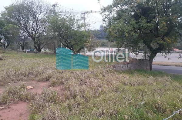 Linda área  de esquina com 4.500m², na cidade de Louveira,  em área industrial, próximo a vias de acesso, facilidade de manobrar veículos grandes. - Foto 2