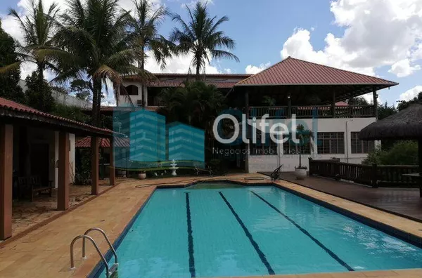 Explore esta esplêndida chácara localizada no bairro Monterrey, na cidade de Louveira, que se estende por um generoso terreno de 15.000m² - Foto 2