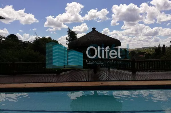 Explore esta esplêndida chácara localizada no bairro Monterrey, na cidade de Louveira, que se estende por um generoso terreno de 15.000m² - Foto 4