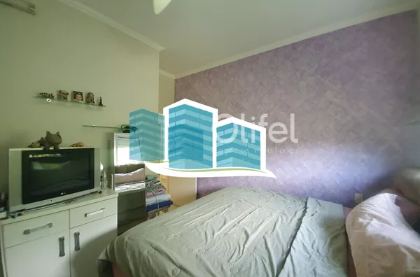 Excelente casa, com ótima metragem em um dos condomínios conhecidos pela sua imensa área verde e beleza, excelente localização na cidade de Vinhedo. A casa foi construída em um terreno praticamente plano, opção ideal para quem busca acessibilidade. A casa - Foto 36
