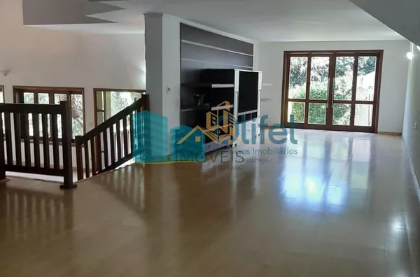 Maravilhosa casa no condomínio Marambaia na cidade de Vinhedo,  com 4 grandes suítes ensolaradas com hidro, suíte master com lareira e closet, 6 amplas salas com pé direito duplo em Ipê e Mezanino, 2 lindas lareiras, 2 cozinhas planejadas, escritório plan - Foto 10