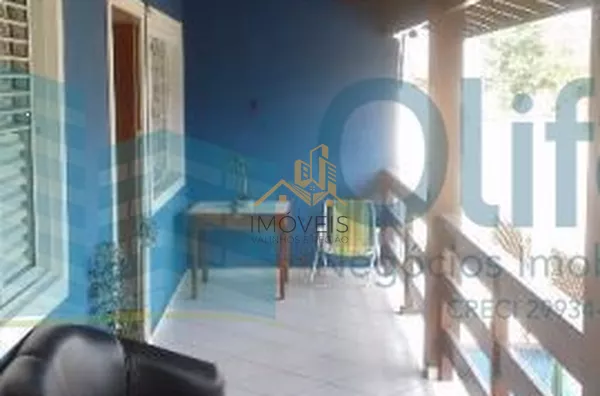 Casa sobrado, 3 quartos, sendo 1 suíte, 2 banheiros, sala de jantar e estar, cozinha, área de serviço, madeira lateral e frontal de primeira qualidade com casa semi nova, único dono, bairro tranquilo em excelente bairro de Vinhedo. Área de lazer para faze - Foto 4